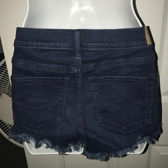 Abercrombie and fitch jean shorts - Picture 2 of 4